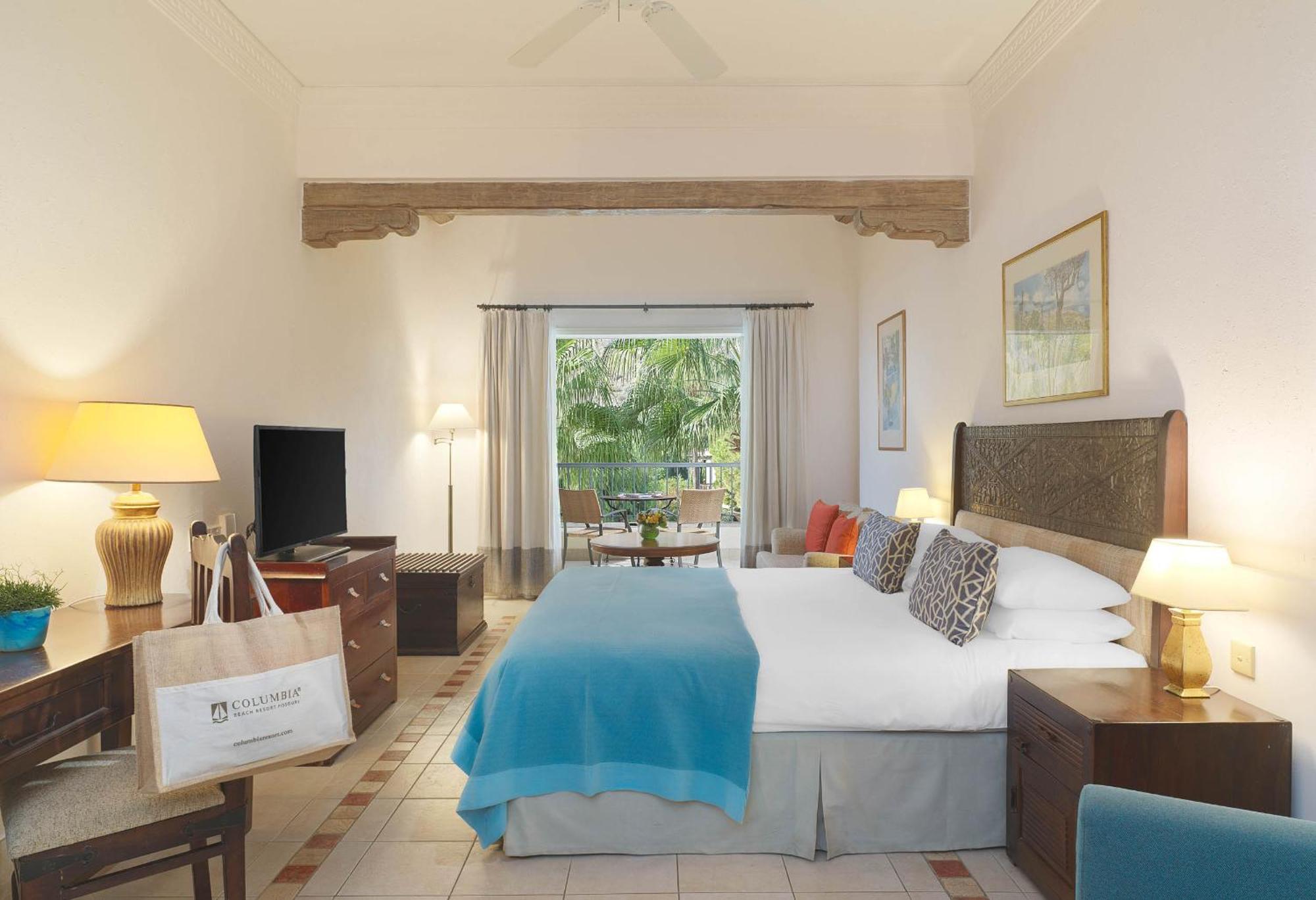 Columbia Beach Resort Pissoúri Eksteriør bilde Deluxe Room