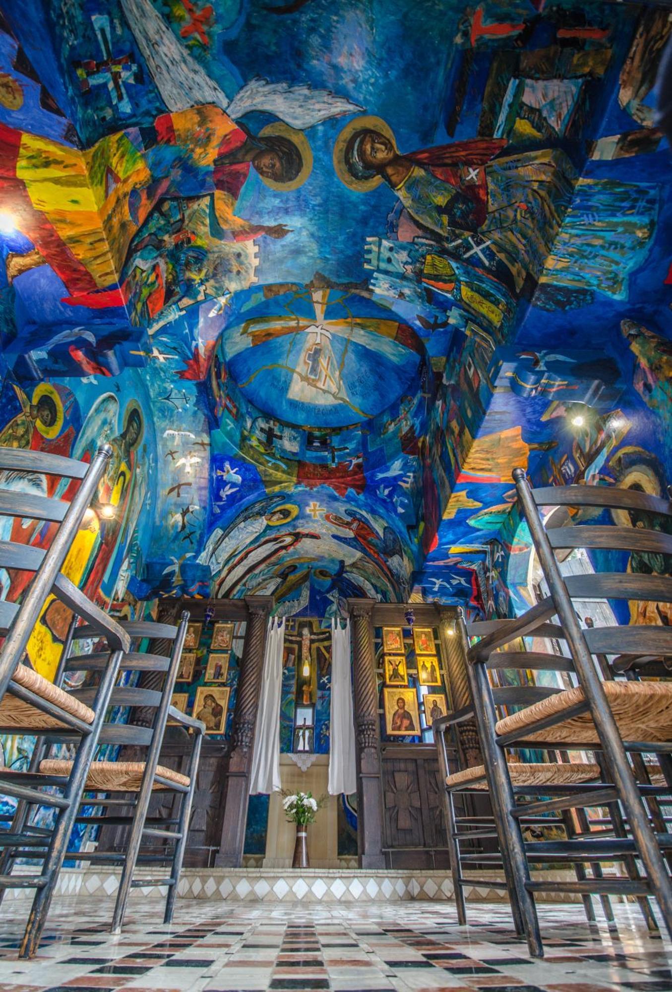 Columbia Beach Resort Pissoúri Eksteriør bilde The ceiling of the church